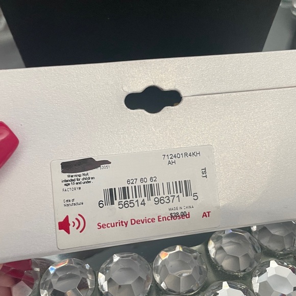 ✨ Goldtone and Champagne Pink Chain Necklace✨NWT - Picture 7 of 8